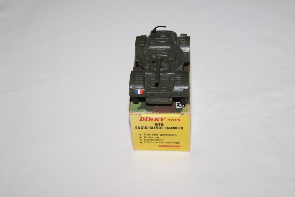 daimler armoured car french dinky 676 front