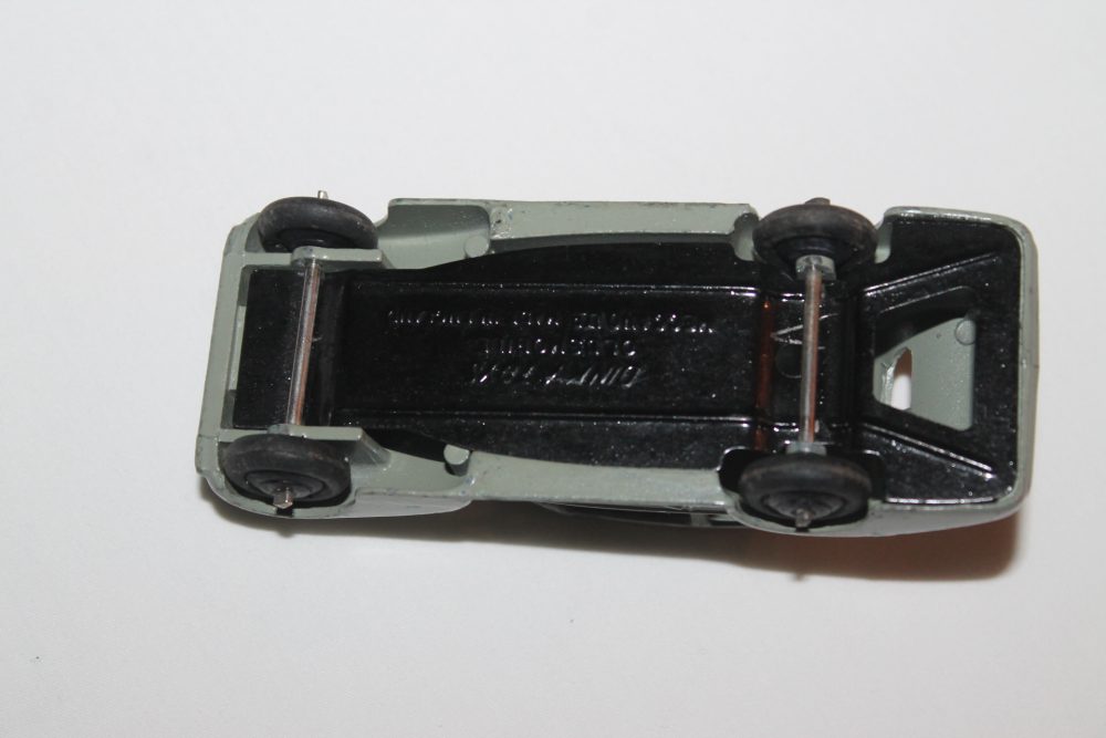 oldsmobile dinky toys 39b base