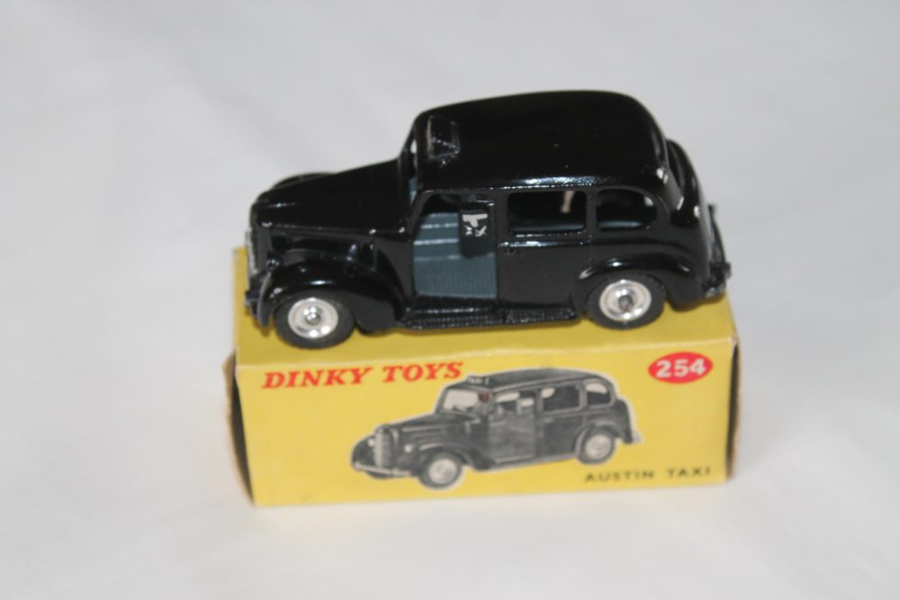 austin taxi dinky toys 254