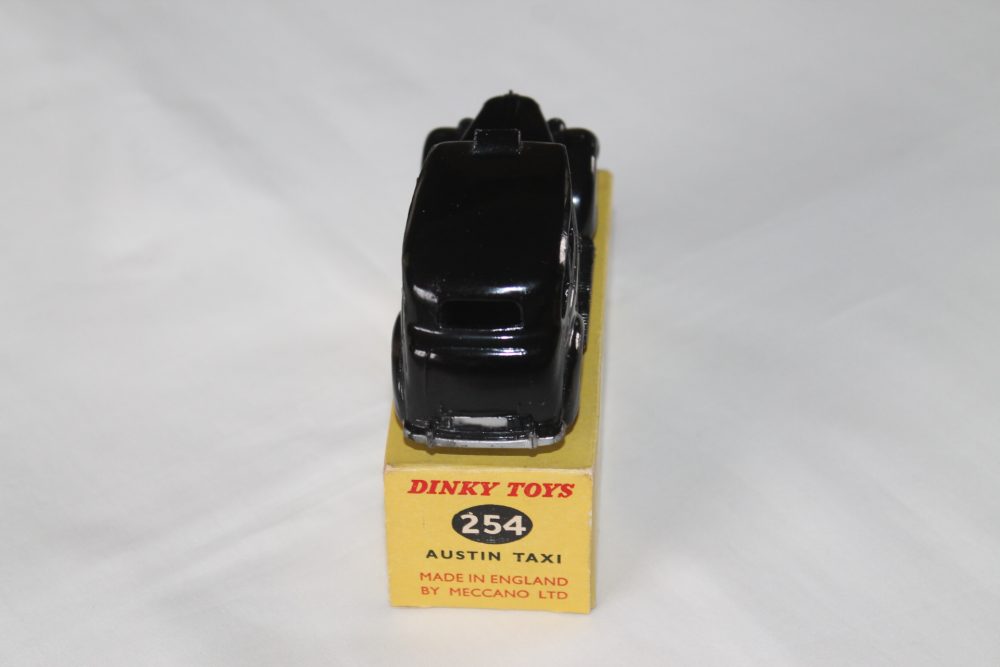 austin taxi dinky toys 254 back