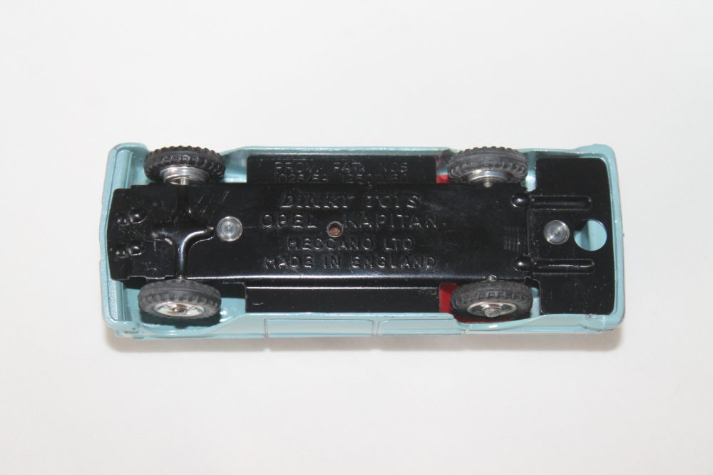 opel kapitan dinky toys 177 base