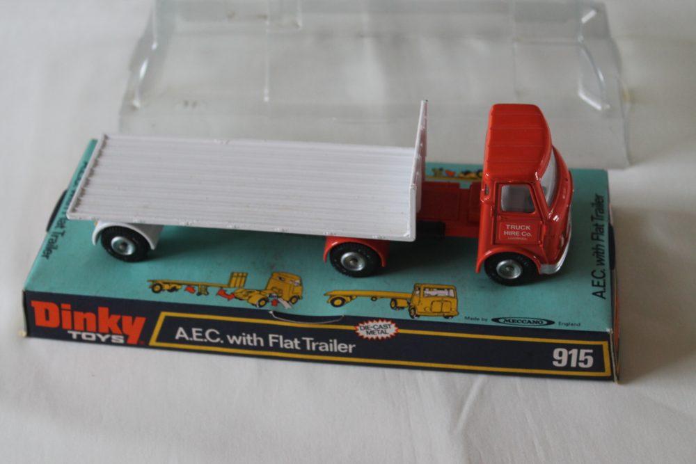 a e c with flat trailer dinky toys 915 right side