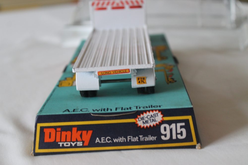 a e c with flat trailer dinky toys 915 back