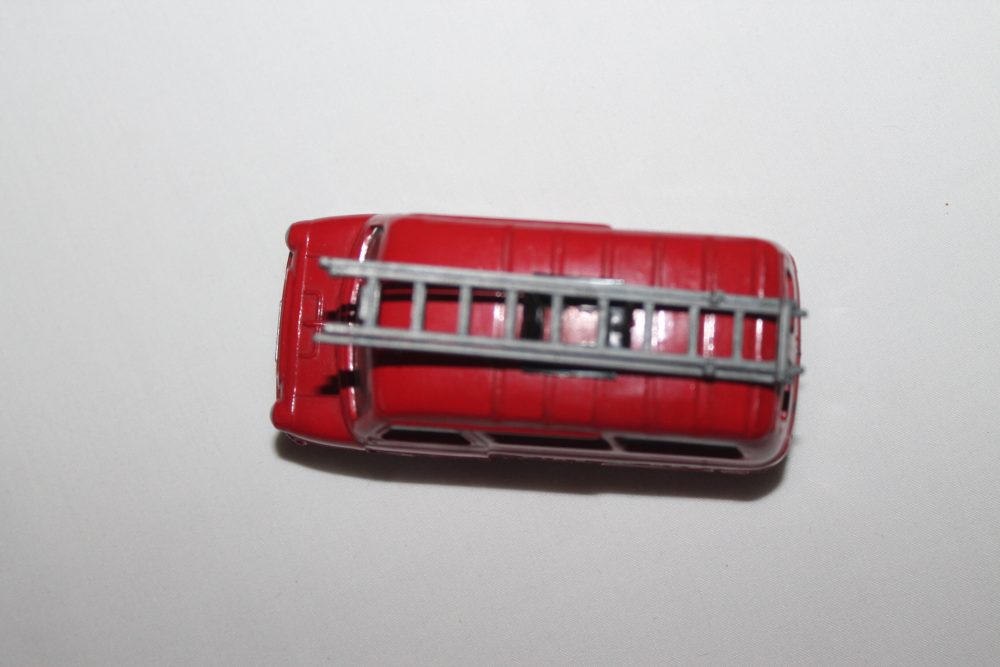 bedford utilecon fire tender corgi toys 423 top