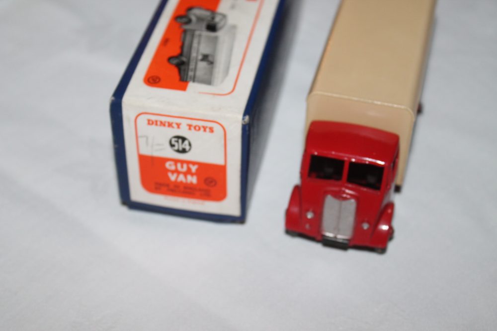 guy spratts van dinky toys 514 front