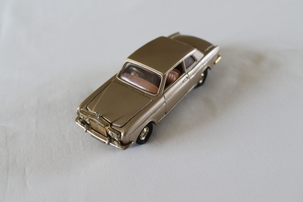 rolls royce silver shadow corgi toys 280 front left