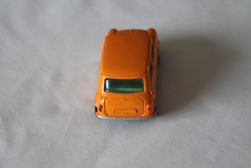 mini minor corgi toys 204 back