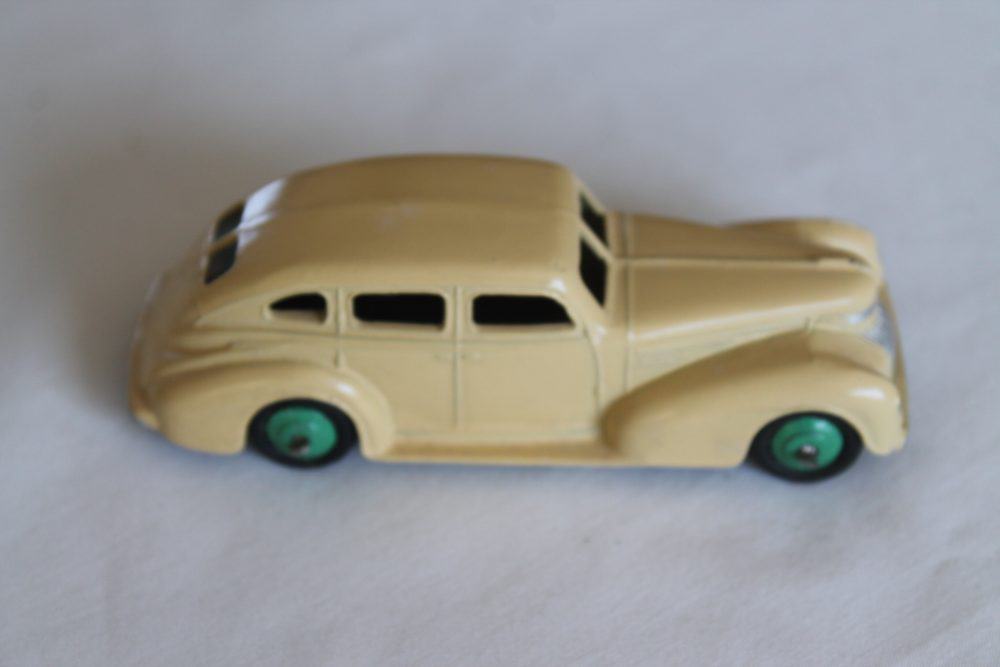 chrysler us export dinky toys 39e side