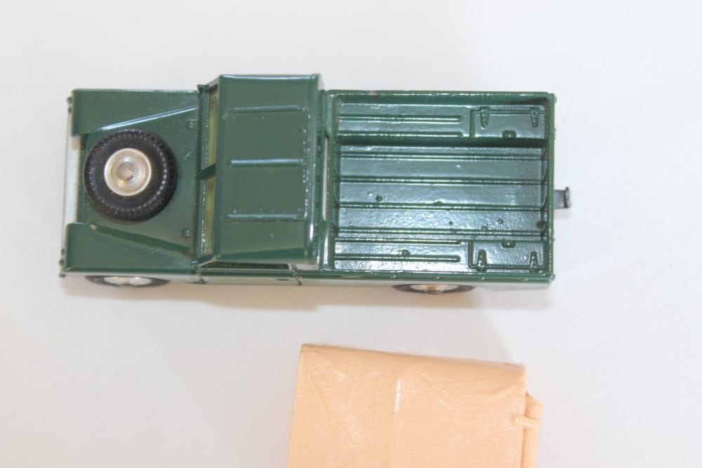 land rover 109 wb corgi toys 438 top