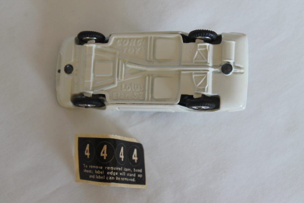 lotus elan s2 tiger in tank corgi toys 318 base