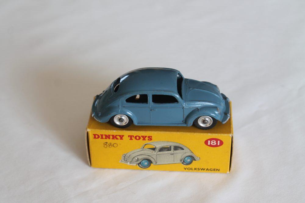 volkswagen beetle dinky toys 181 side