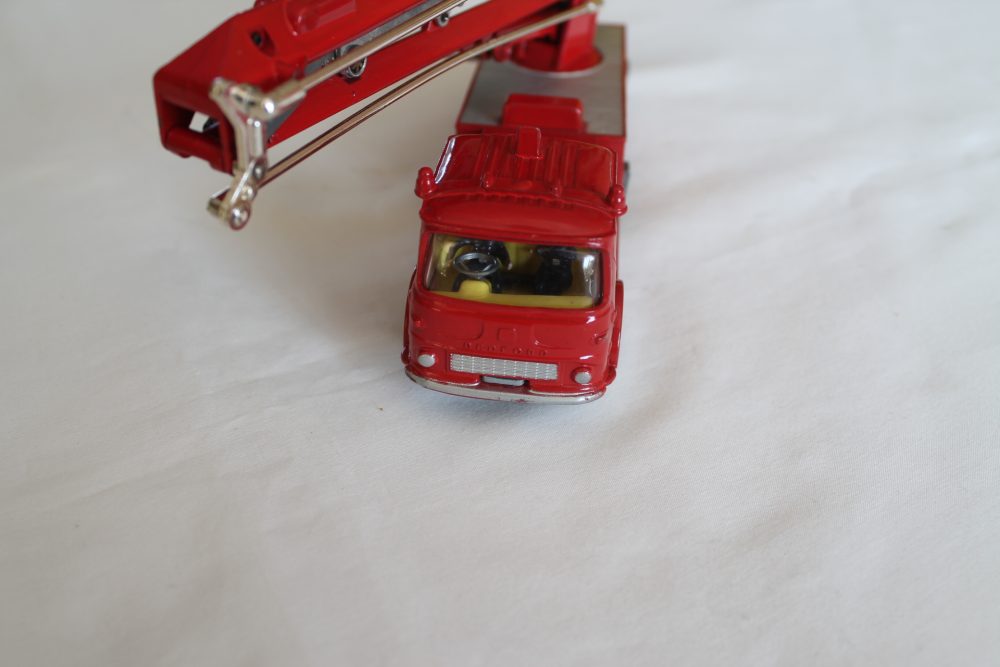 Corgi Toys 1127 Simon Snorkel Fire Engine - Diecast