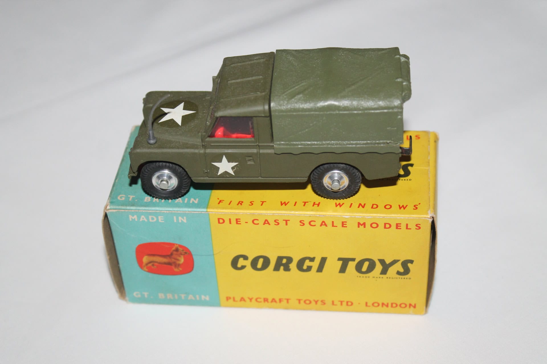 Corgi 357 Land Rover Weapons Carrier | Mint