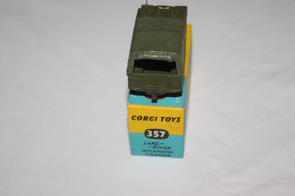us army land rover weapons carrier corgi toys 357 back