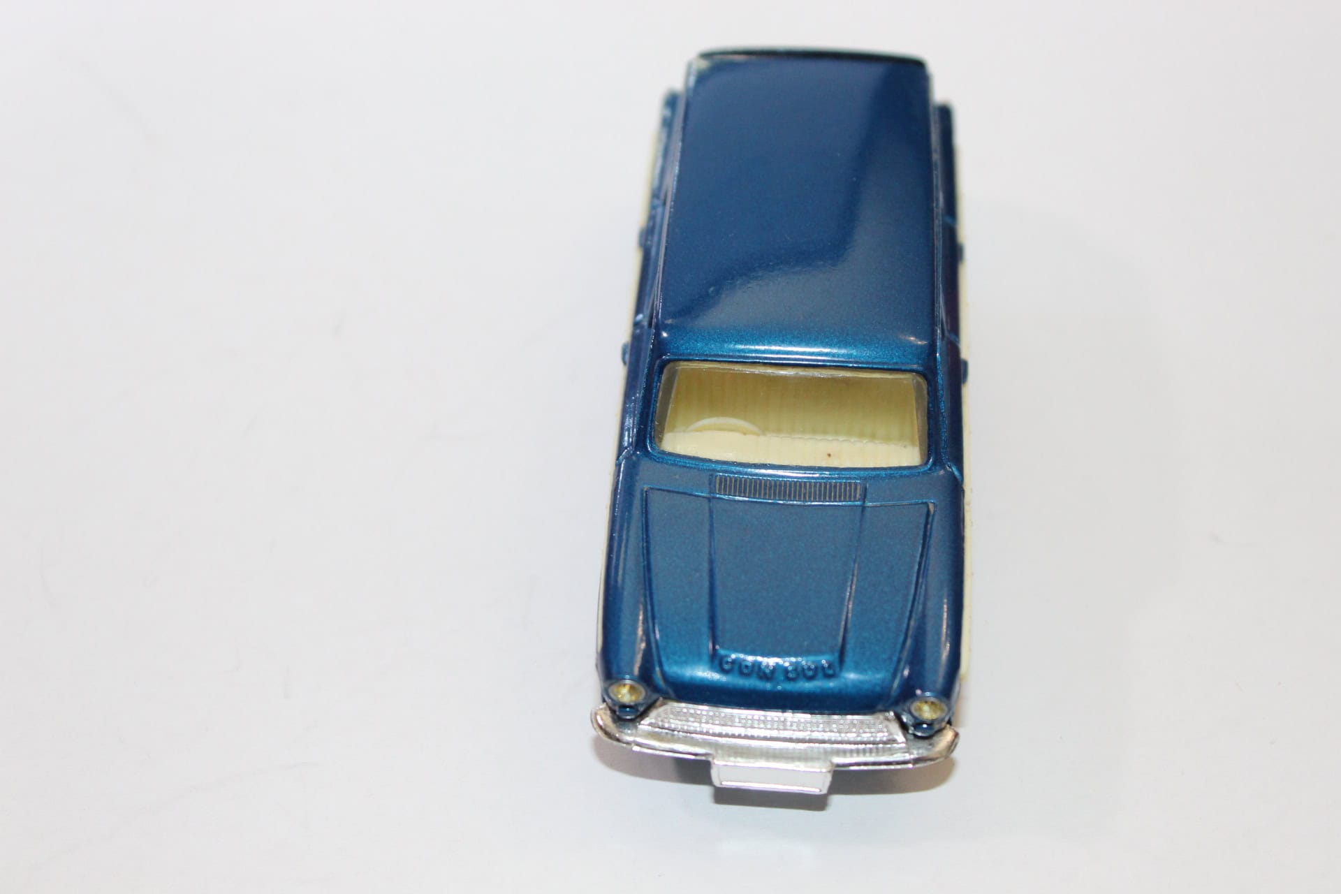 Vintage Corgi Ford Consul Cortina diecast model car for golf set collection.