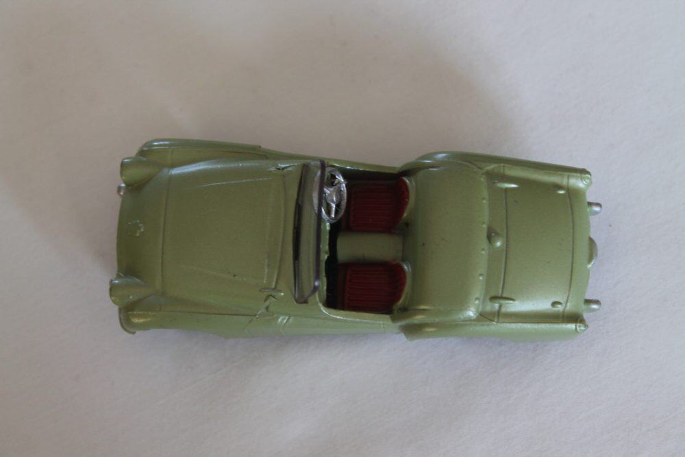 triumph tr3 sports car corgi toys 305 top
