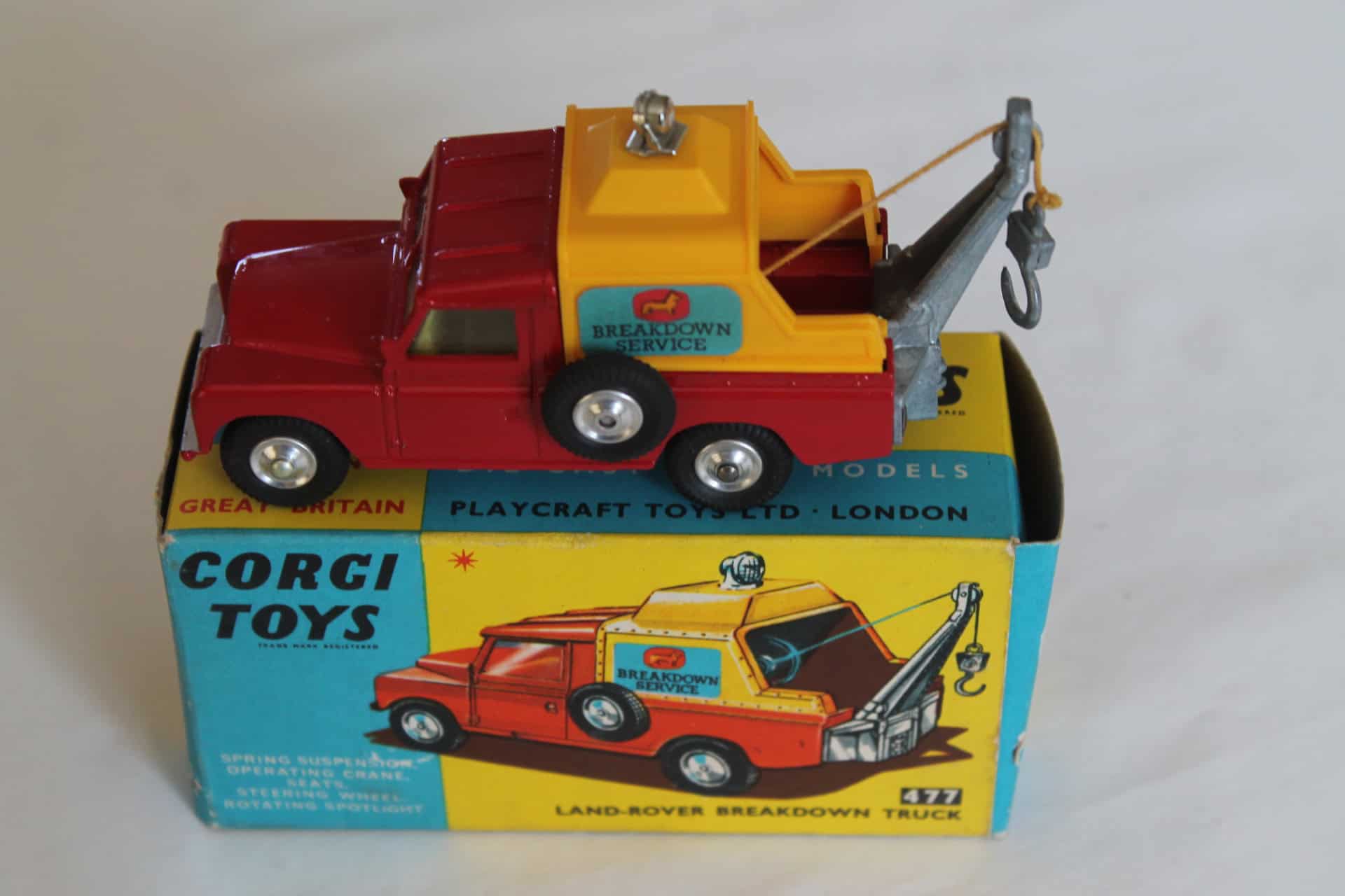 Corgi Toys 477 Land-Rover Breakdown Truck - Diecast