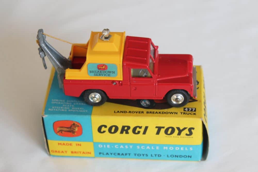 land-rover breakdown truck corgi toys 477 side