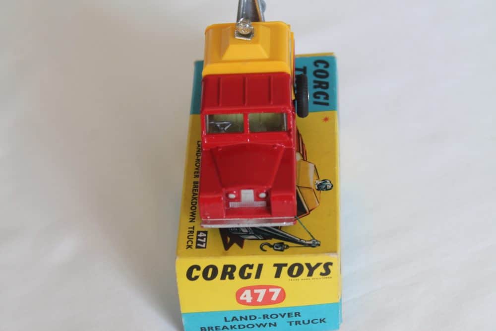 land-rover breakdown truck corgi toys 477 front