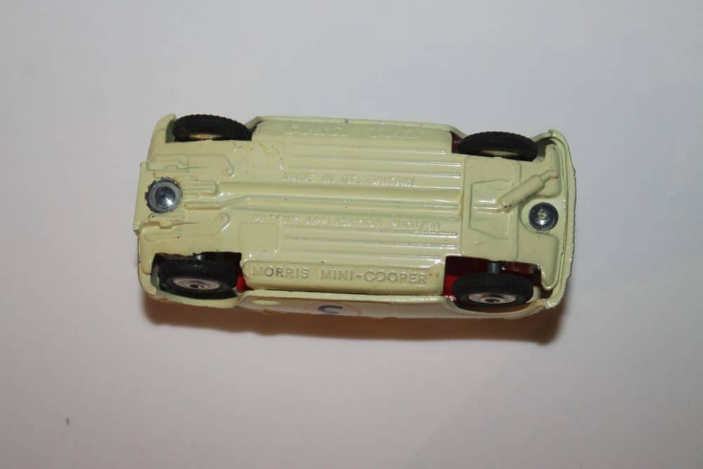 morris mini cooper competition corgi toys 227 base