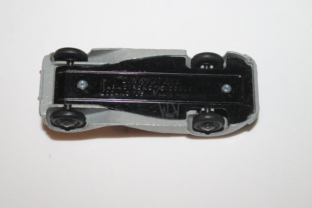 armstrong siddeley tourer dinky toys 38e base