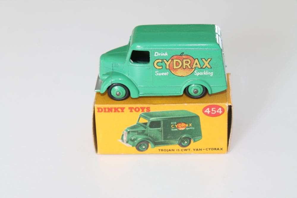 trojan cydrax van dinky toys 454