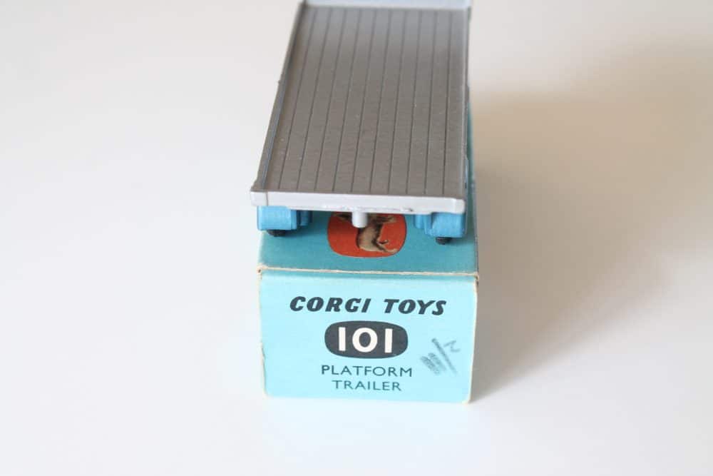 trailer corgi toys 101 back