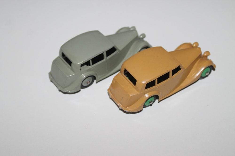 triumph 1800 saloons full trade box dinky toys 140b tan and grey pic 2