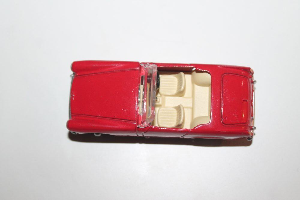 austin healey sprite dinky toys 112 top