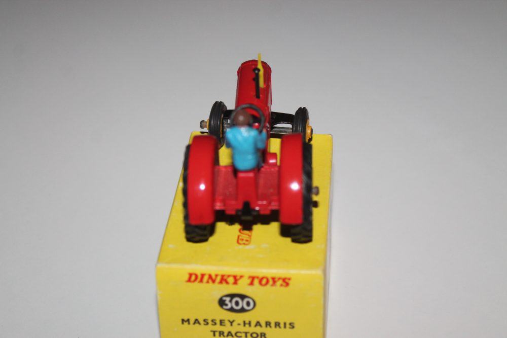 massey-ferguson tractor dinky toys 300 back