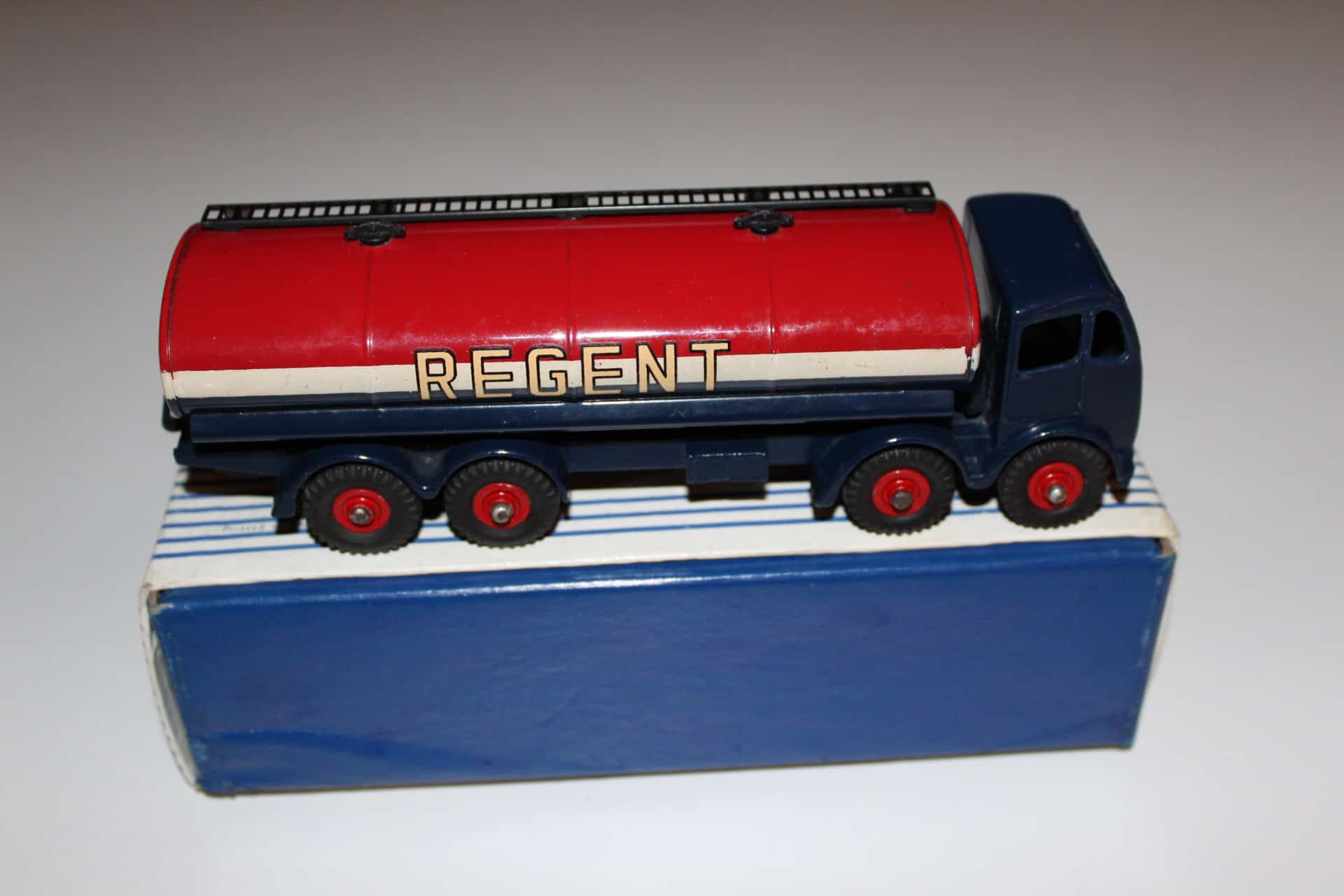 Vintage Dinky Toys 942 Foden Regent Tanker model truck for collectors.