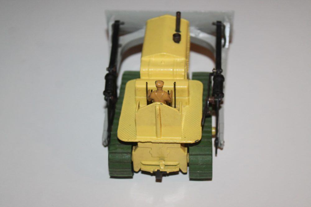 Vintage Dinky Toys French Citroen DS19 diecast car, collectible model for enthusiasts.