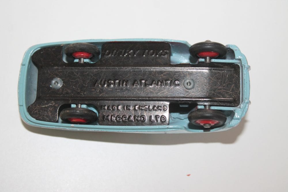 Dinky Toys 106 Austin Atlantic Convertible diecast model car, vintage toy, collectible model.