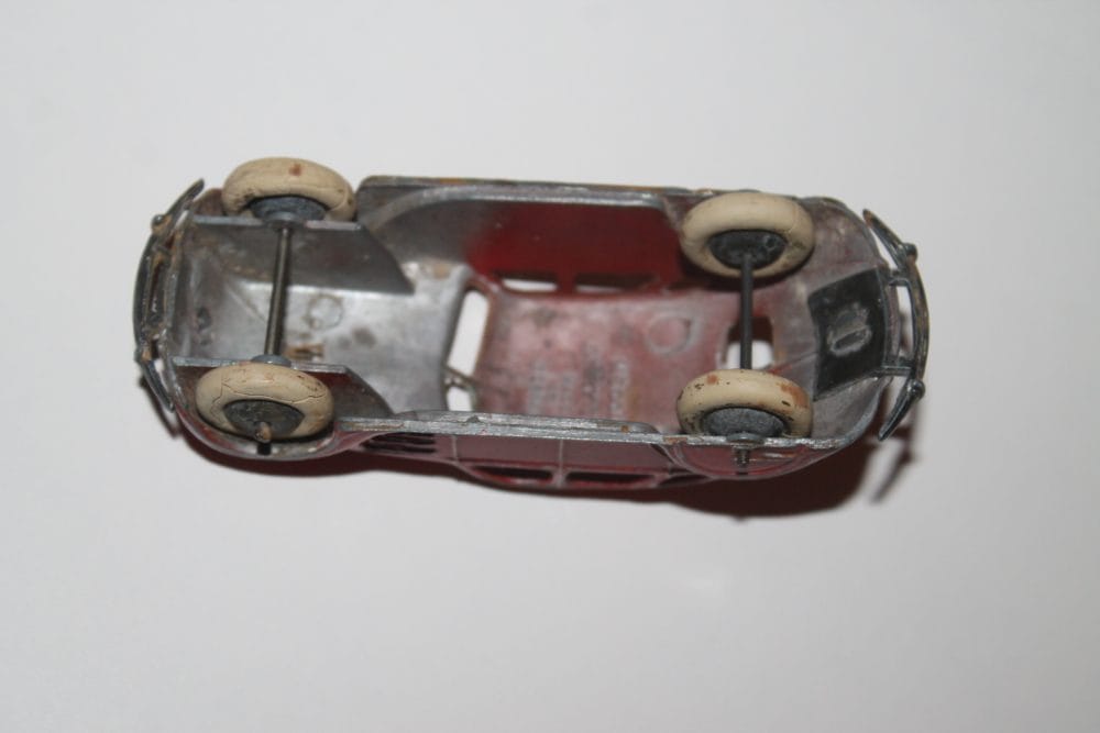 Dinky 030a Chrysler Airflow Pre-War | red | Excellent