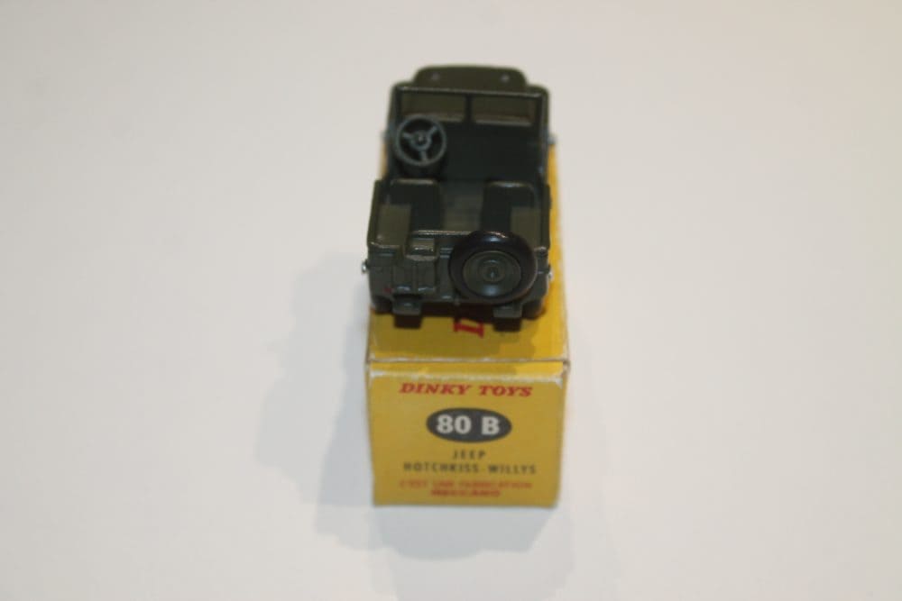 Vintage Dinky Toys 080B Willys Hotchkiss Jeep model for collectors.