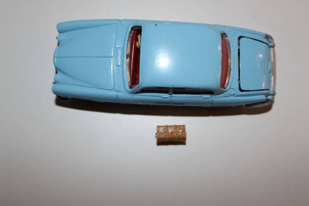 Dinky Toys 142 Jaguar Mark X diecast model car, blue vintage toy vehicle for collectors.
