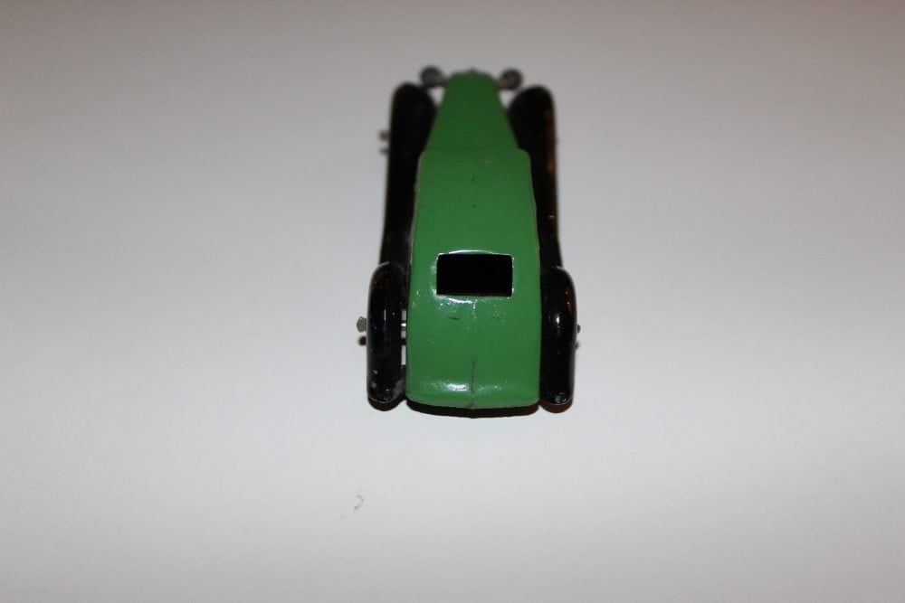 Vintage Dinky Toys 36d Rover diecast model in green, collectible toy car for enthusiasts.