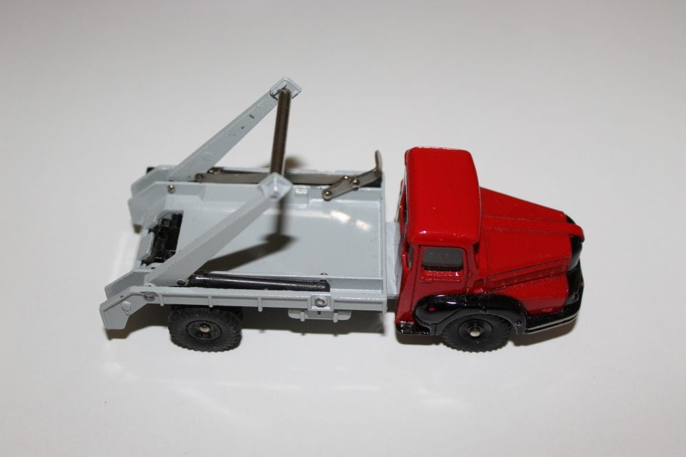 Detailed model of Dinky Toys 029e Half Cab Bus for collectors.