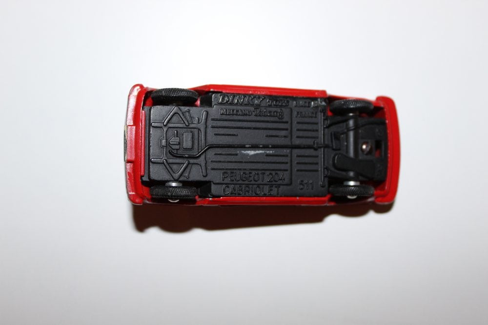 Vintage Dinky Peugeot 511 Cabriolet diecast model car for collectors.