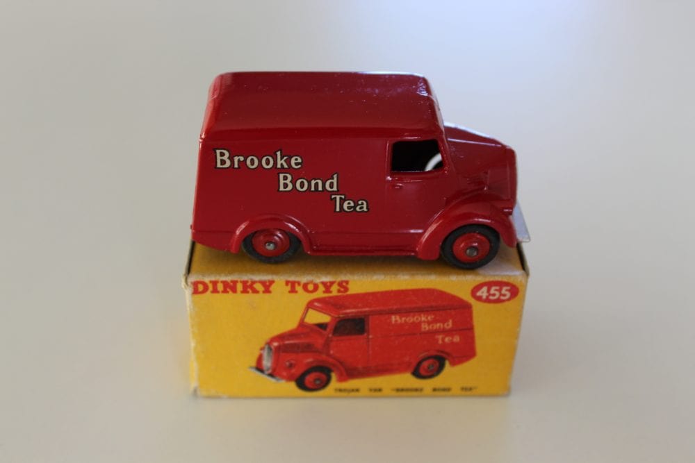 Vintage Brooke Bond Tea Dinky Toys 455 Trojan van for collectors.