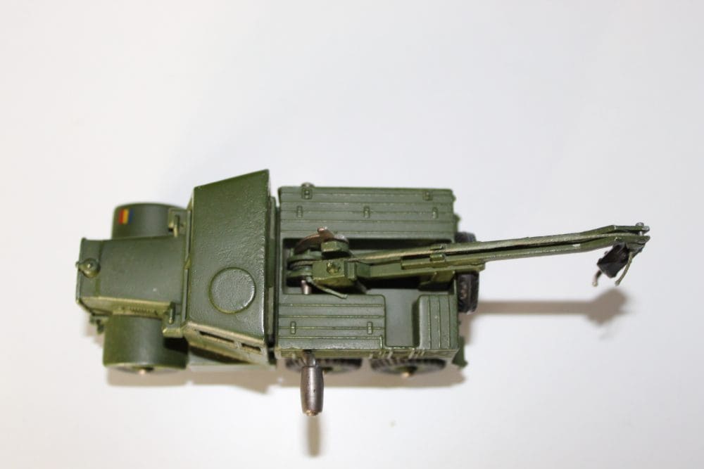 Detailed Corgi Toys Land-Rover model with elephant and cage on trailer for collectors.
