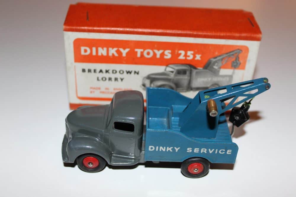 Vintage Dinky Toys 025X Commer breakdown lorry model with blue and grey finish.