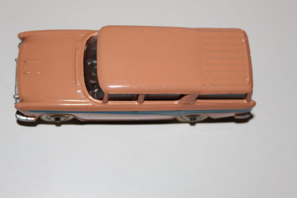 Dinky Toys 173 Nash Rambler diecast model car, vintage toy vehicle for collectors.