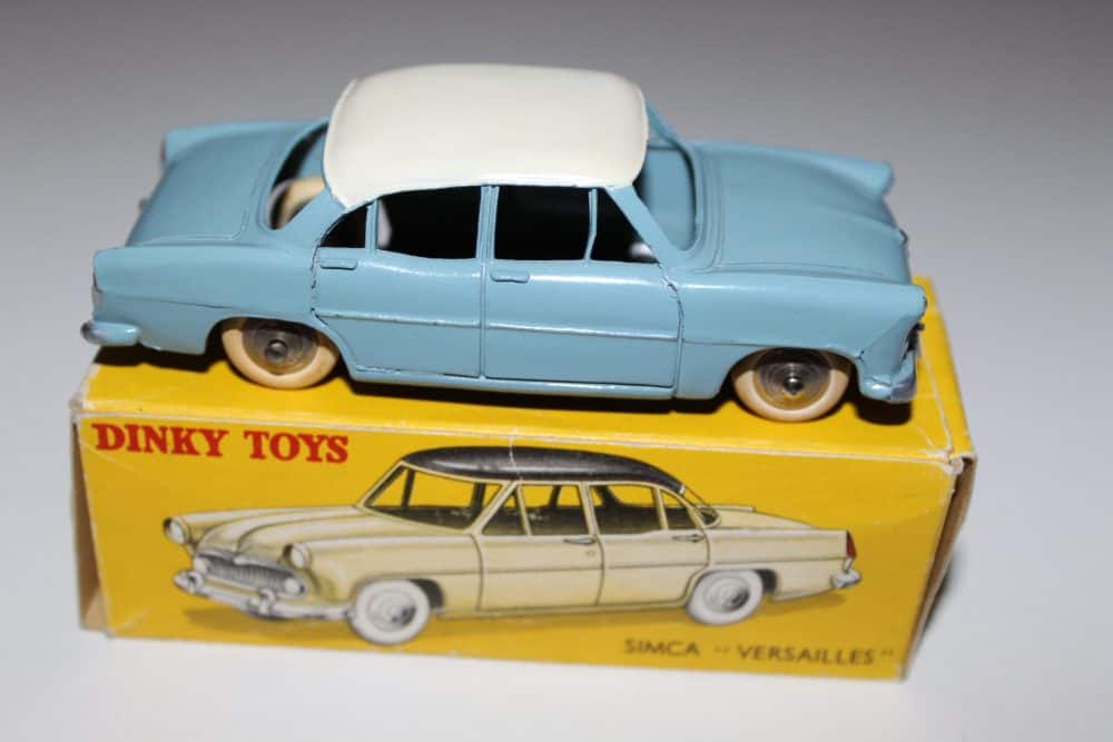 Vintage Dinky Toys Austin Healey 100 Tourer model car on box.