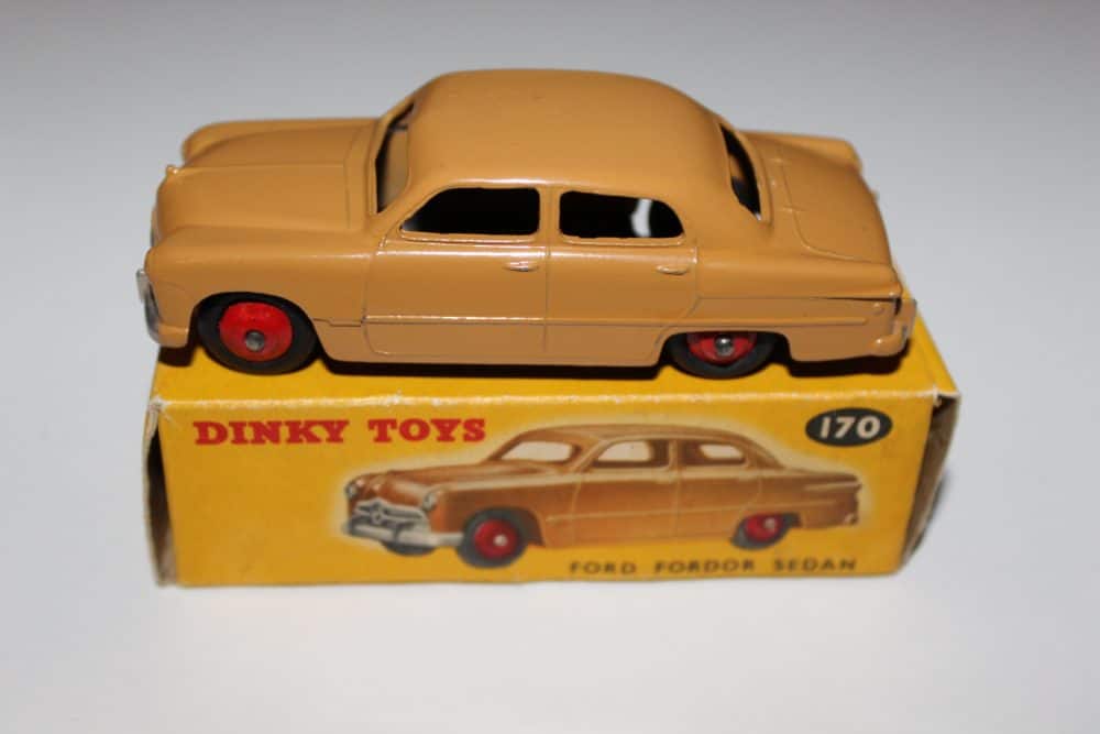 Vintage Dinky Toys Austin Healey 100 Tourer diecast model car for collectors.