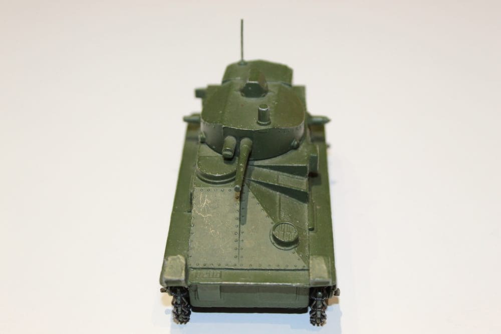 Dinky Toys 151a US Export Medium Tank model for collectors and military enthusiasts.