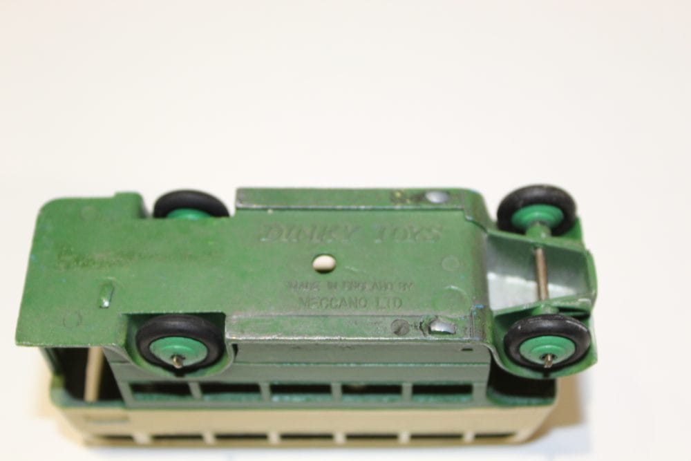 Dinky Toys 151a US Export Medium Tank model in green, vintage diecast collectible.