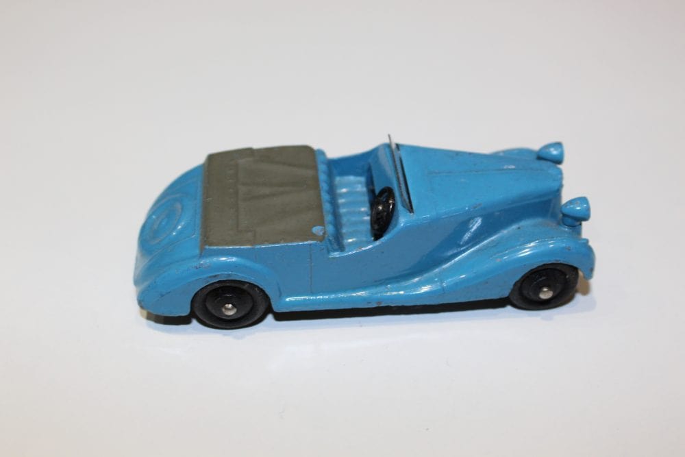 Vintage Dinky Toys Sunbeam Talbot 038b diecast model car in blue.