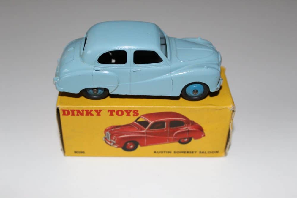 austin somerset dinky toys 40j side