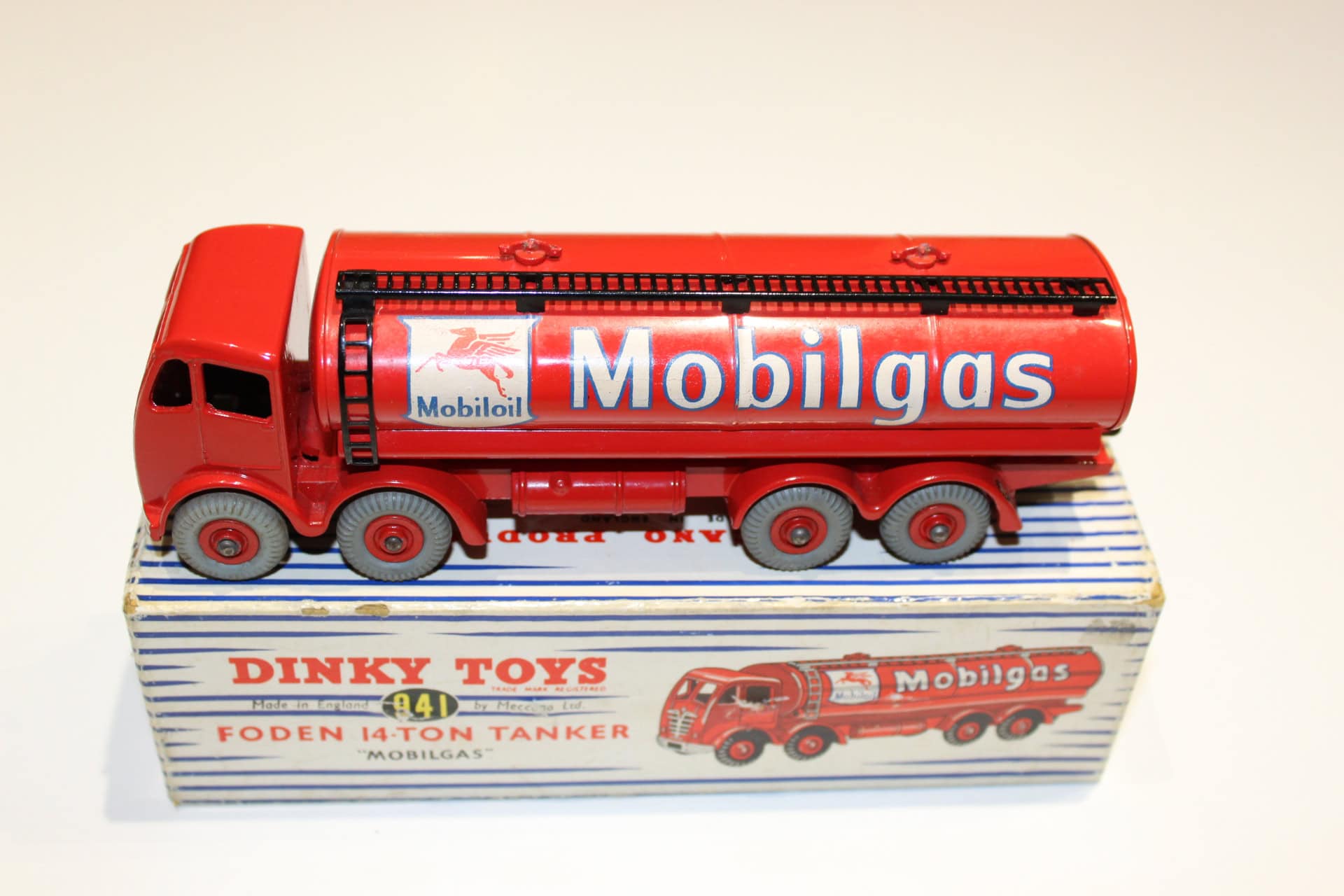 Dinky Toys 504/941 Foden Mobilgas Tanker 1st issue, vintage diecast model on box.